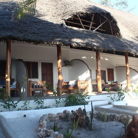 Sunset Beach Resort Ватаму Экстерьер фото